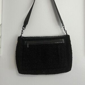 Beis Sherpa Messenger Bag -New without tags